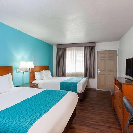 Howard Johnson By Wyndham National City/San Diego South Dış mekan fotoğraf