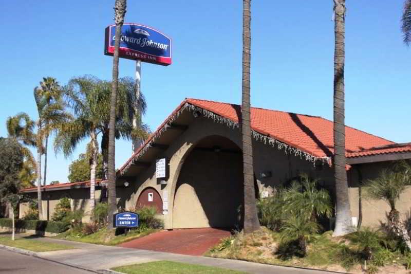 Howard Johnson By Wyndham National City/San Diego South Dış mekan fotoğraf