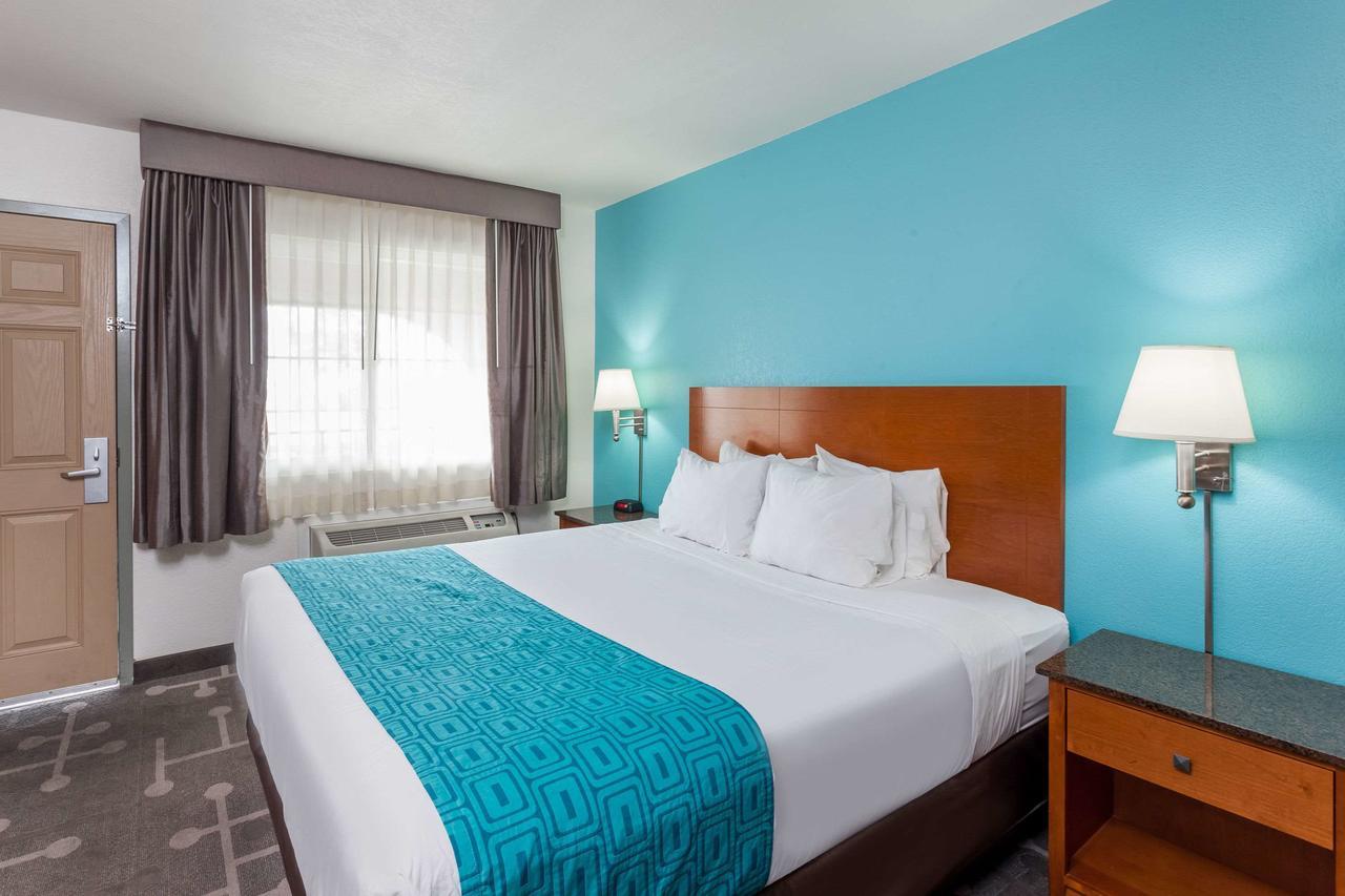 Howard Johnson By Wyndham National City/San Diego South Dış mekan fotoğraf