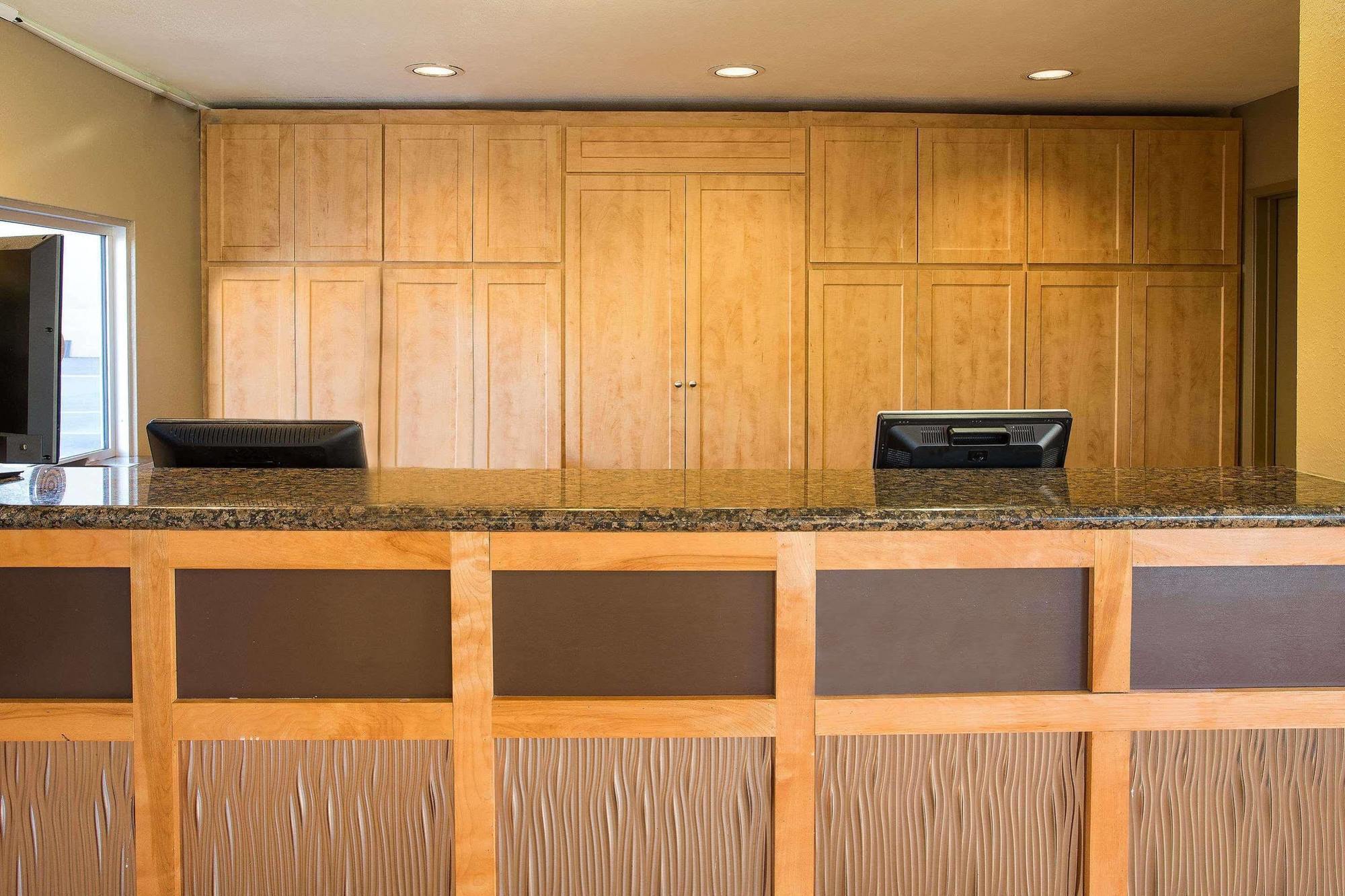 Howard Johnson By Wyndham National City/San Diego South Dış mekan fotoğraf
